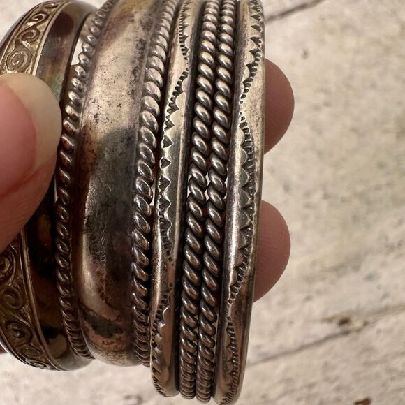 Vintage Lot Of 4 Solid Sterling Cuff Bracelets - Picture 13 of 14